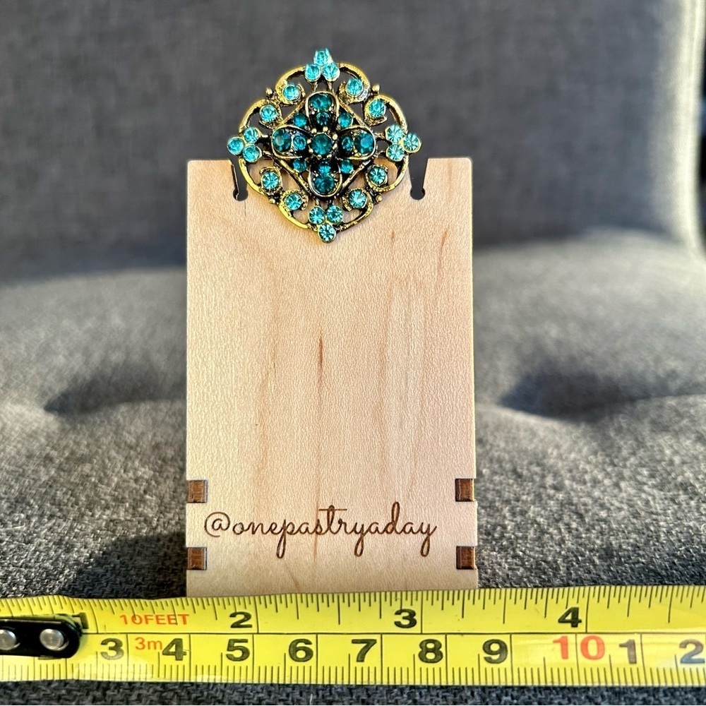 Austrian Crystal Rhinestone Fashion Brooch Pin, Blue, Aqua, Gold (DIAMOND) - Picture 9 of 15